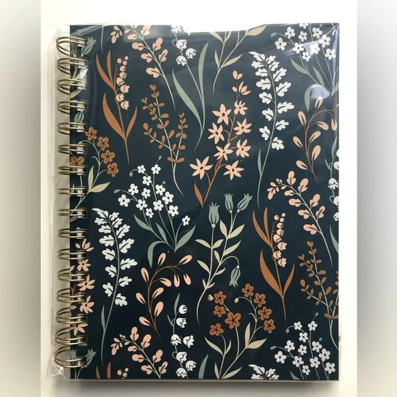 Notebook - Picture 3 of 3